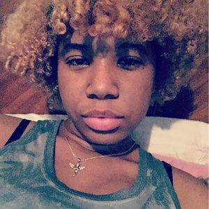 Meet your Posher, Kat